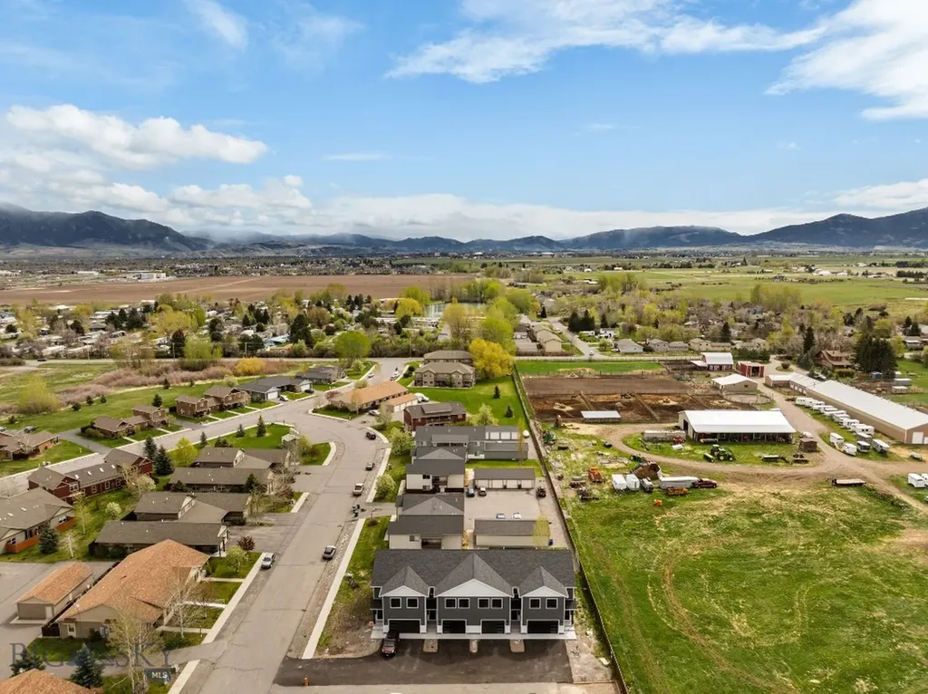 100 Bow Perch Lane Bozeman MT 59718