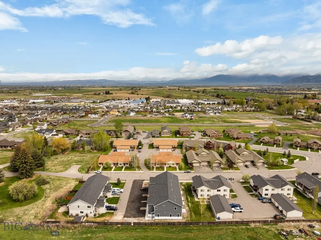 100 Bow Perch Lane Bozeman MT 59718