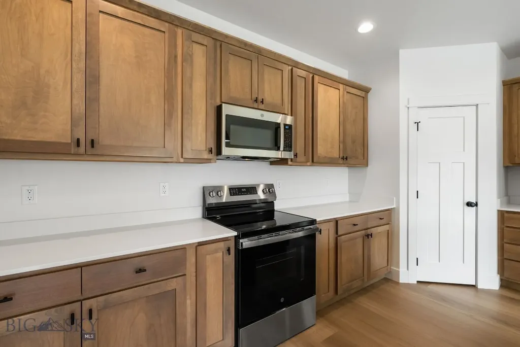100 Bow Perch Lane Bozeman MT 59718
