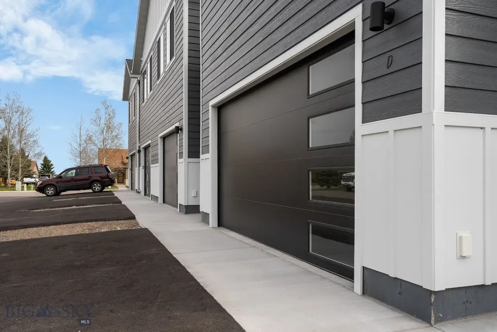 100 Bow Perch Lane Bozeman MT 59718