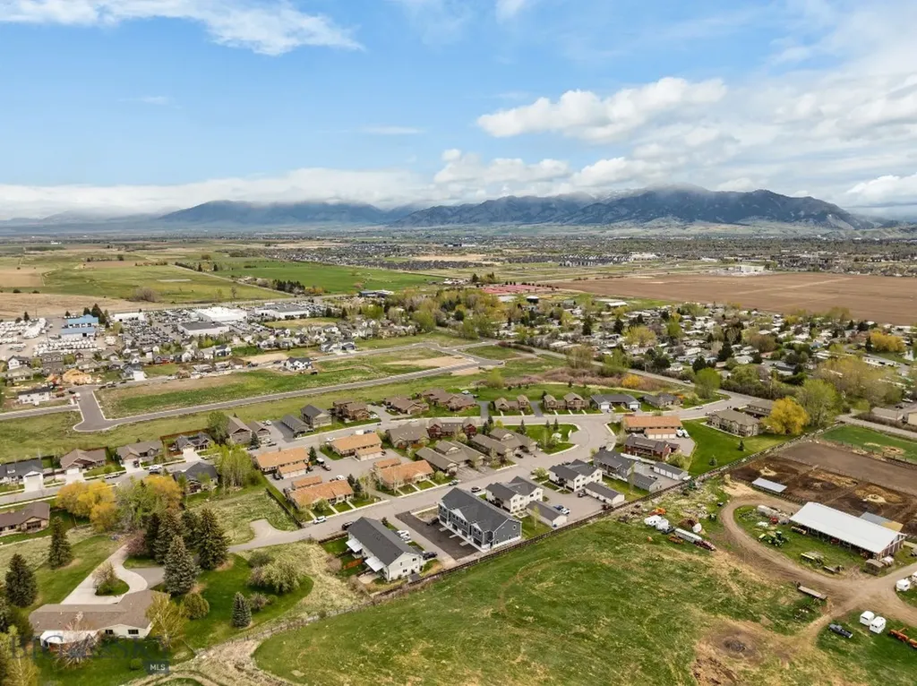 100 Bow Perch Lane Bozeman MT 59718