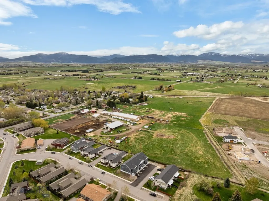 100 Bow Perch Lane Bozeman MT 59718