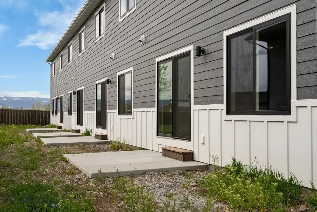 100 Bow Perch Lane Bozeman MT 59718