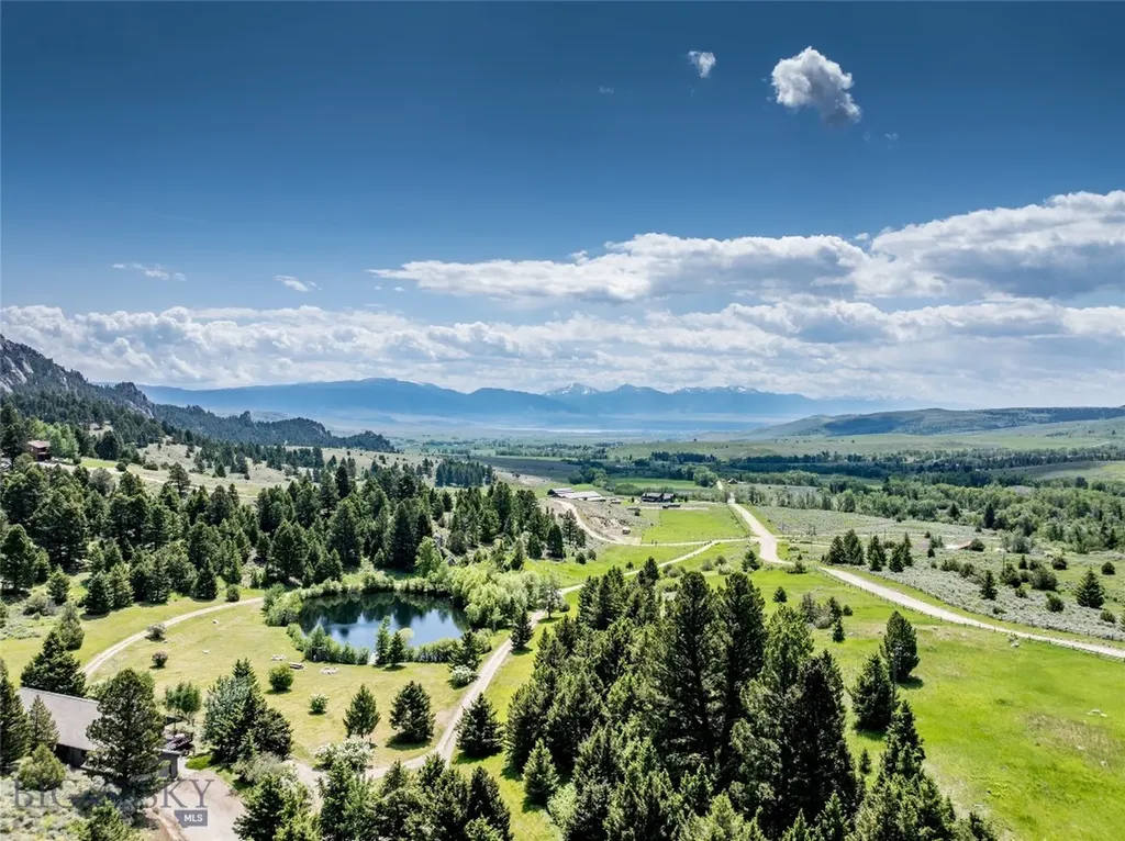 952 N Meadow Creek Road Mcallister MT 59740