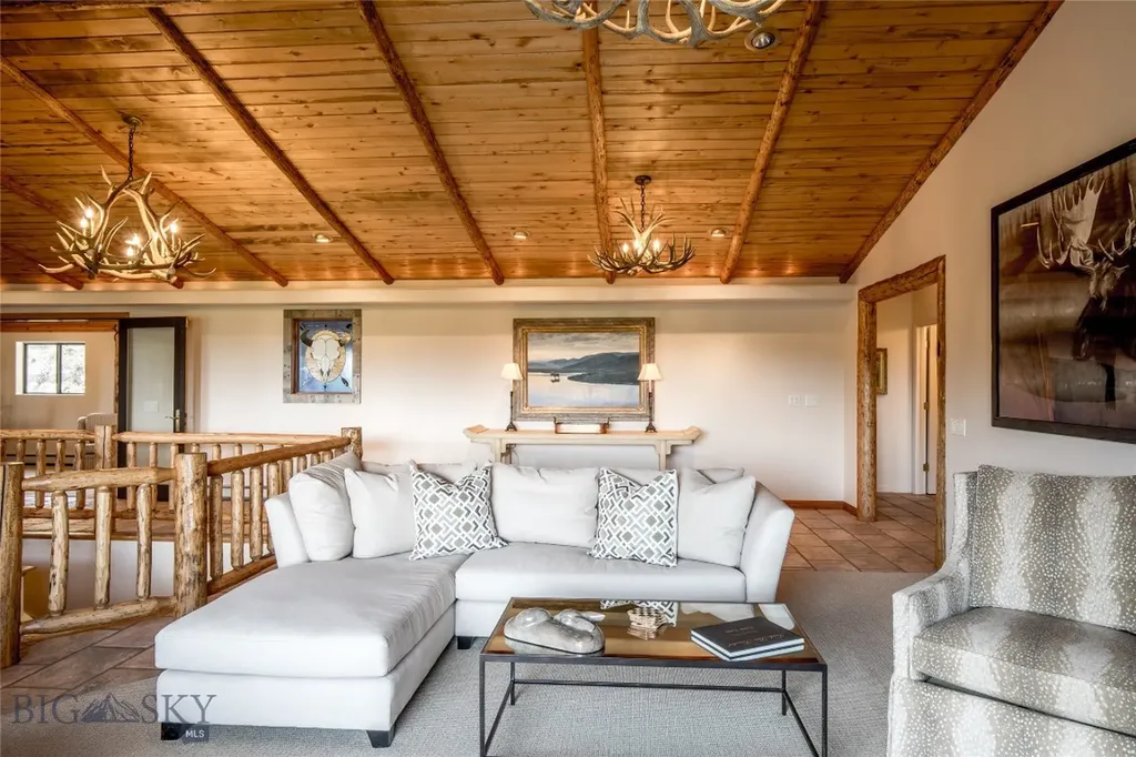 952 N Meadow Creek Road Mcallister MT 59740