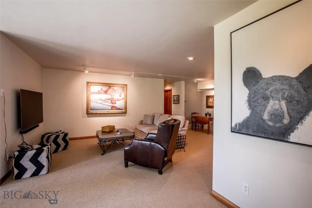 952 N Meadow Creek Road Mcallister MT 59740