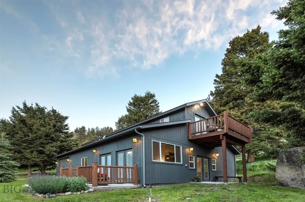 952 N Meadow Creek Road Mcallister MT 59740