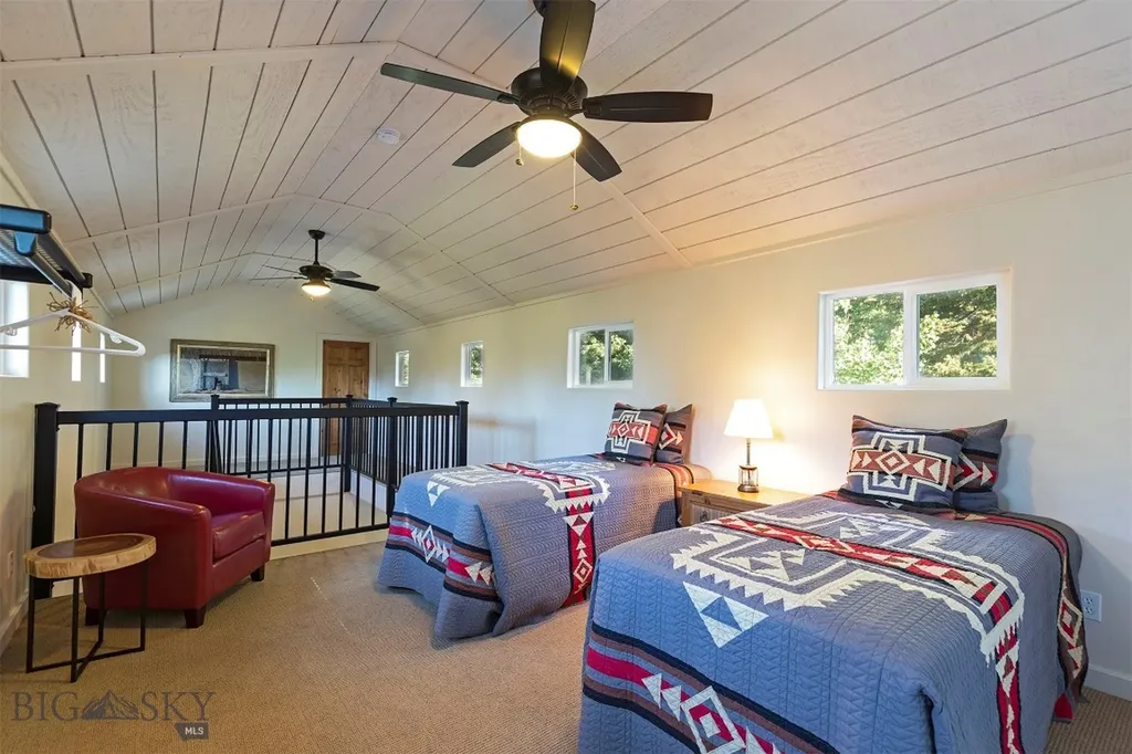 952 N Meadow Creek Road Mcallister MT 59740