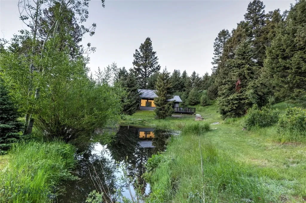 952 N Meadow Creek Road Mcallister MT 59740