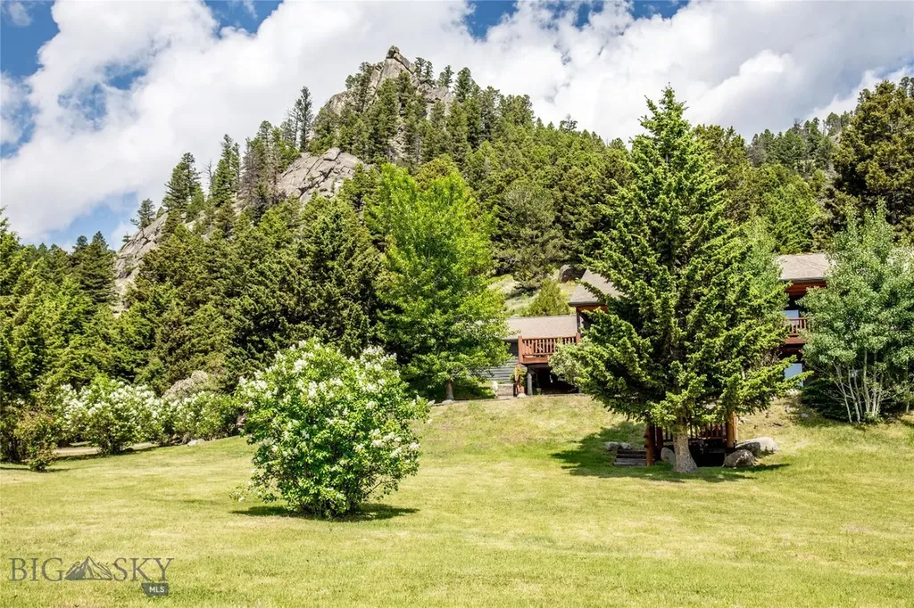 952 N Meadow Creek Road Mcallister MT 59740