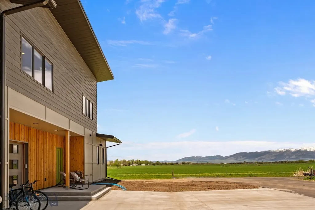 708 Circle F Trail Bozeman MT 59718