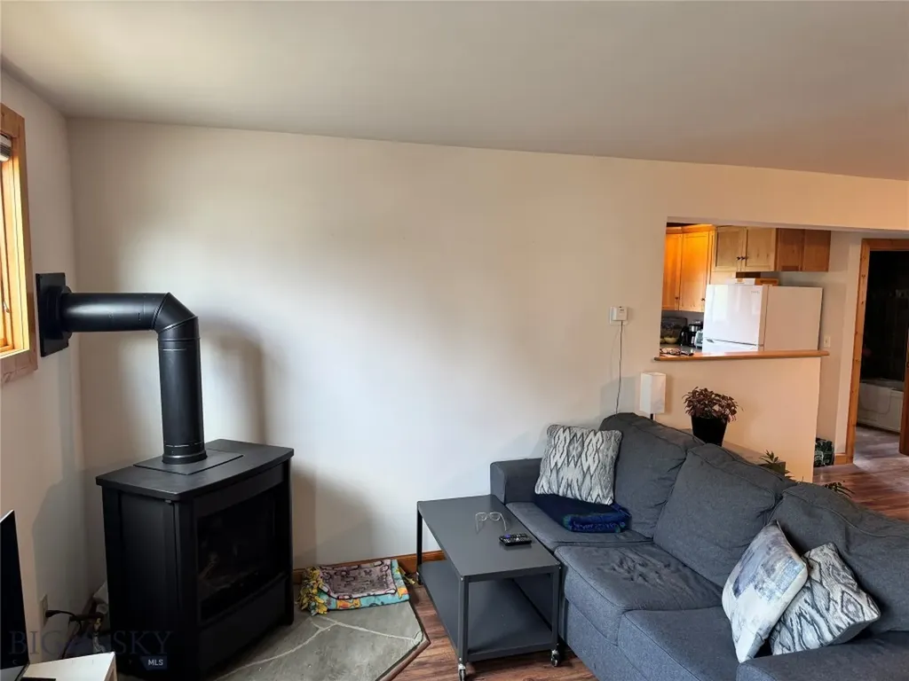 212 East 3rd Avenue Big Timber MT 59011
