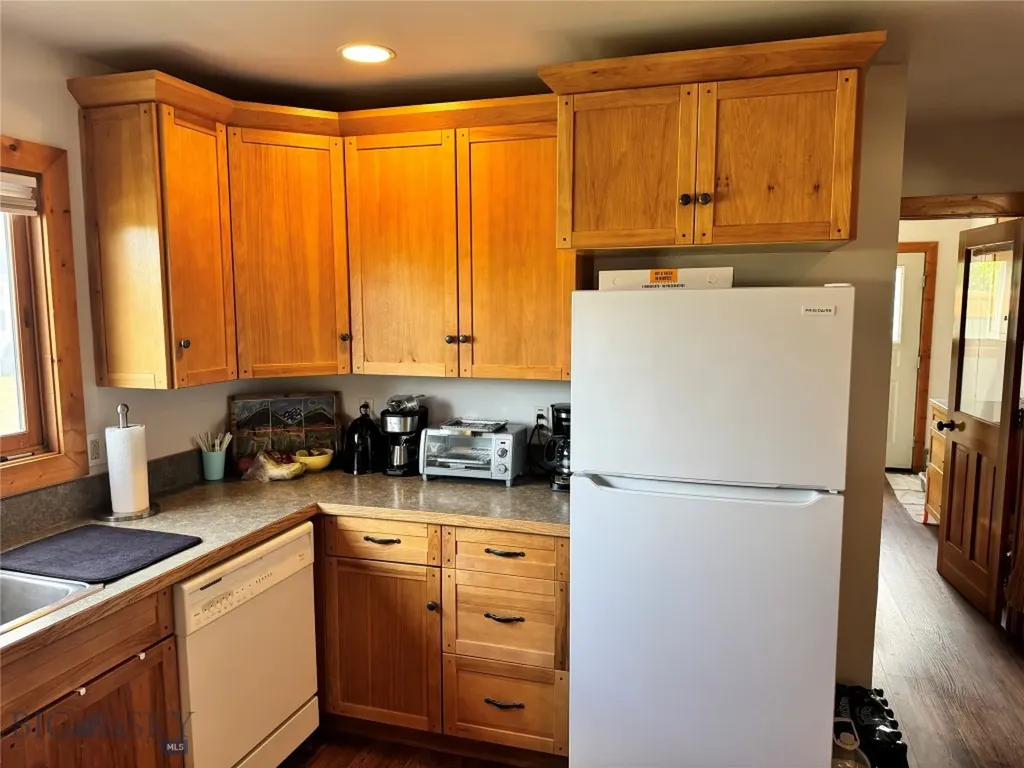 212 East 3rd Avenue Big Timber MT 59011