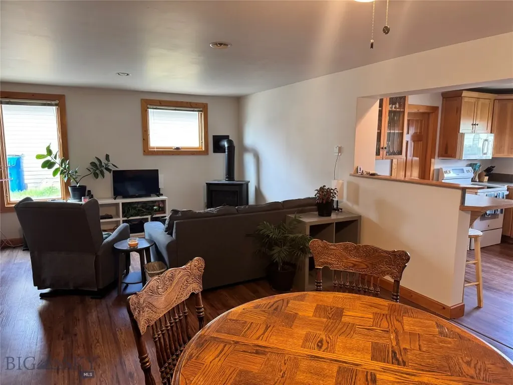 212 East 3rd Avenue Big Timber MT 59011