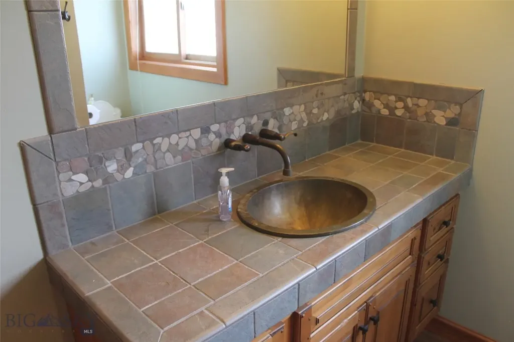 212 East 3rd Avenue Big Timber MT 59011