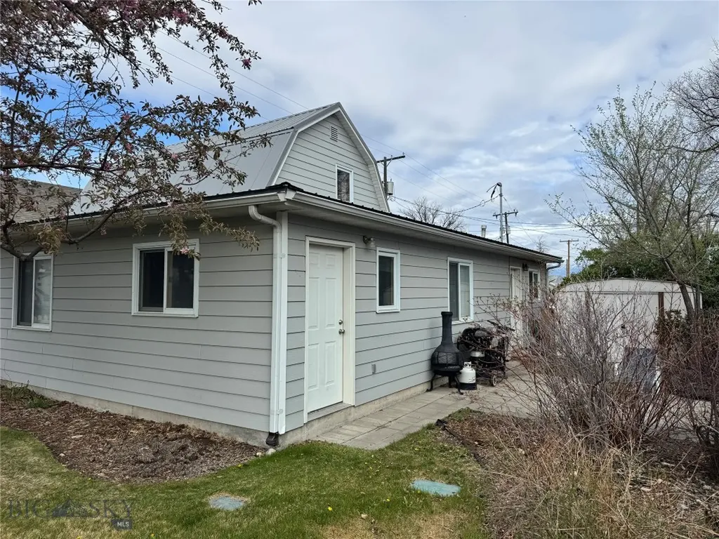 212 East 3rd Avenue Big Timber MT 59011