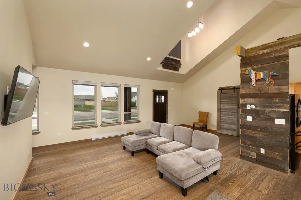 1704 Roundup Boulevard Belgrade MT 59714