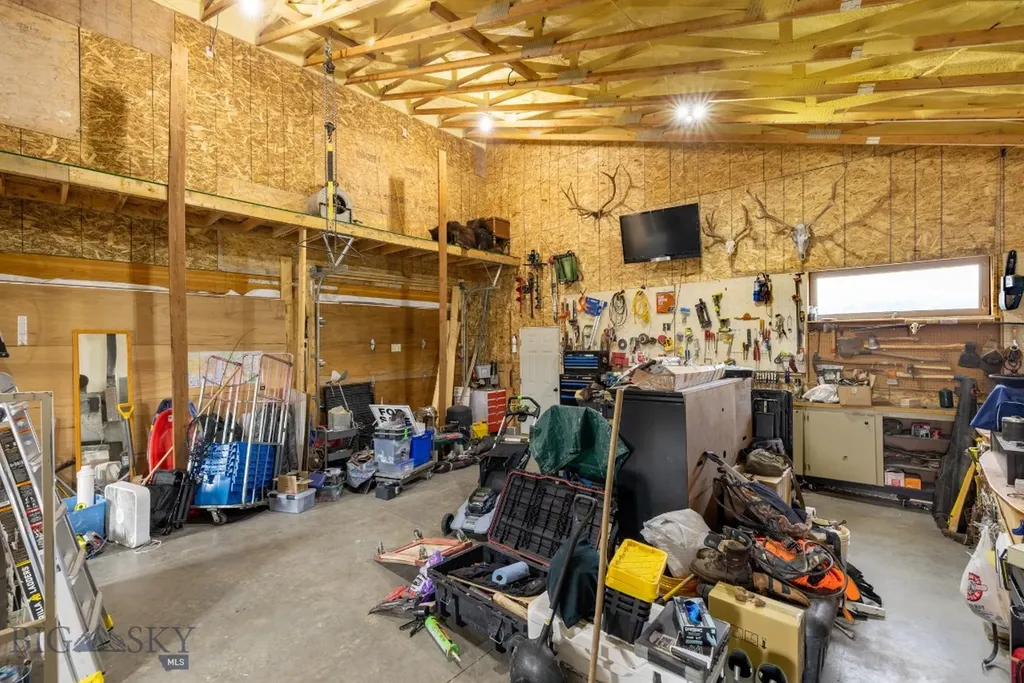 1704 Roundup Boulevard Belgrade MT 59714
