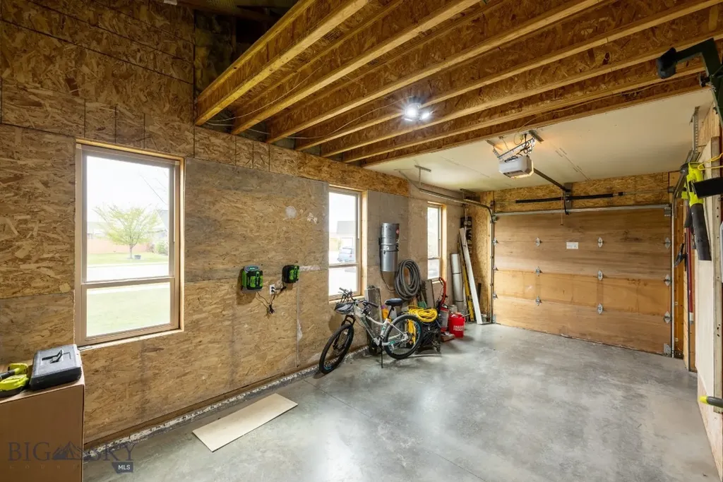 1704 Roundup Boulevard Belgrade MT 59714