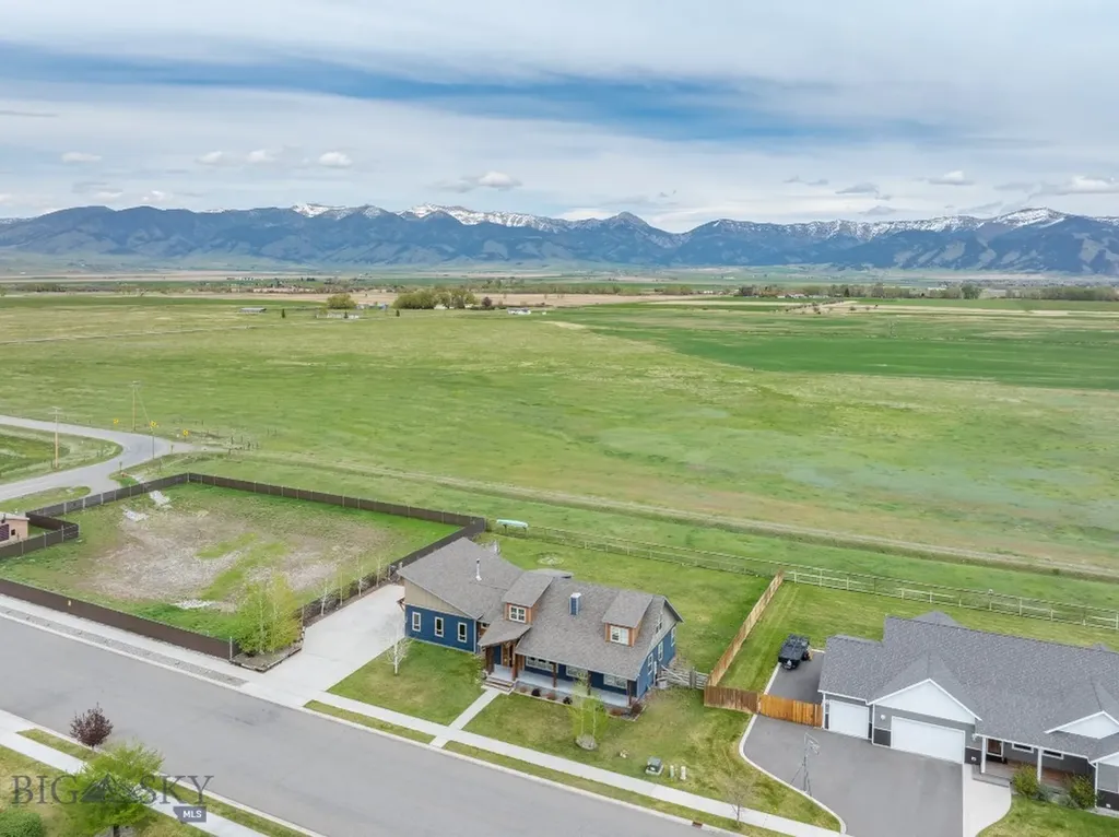 1704 Roundup Boulevard Belgrade MT 59714