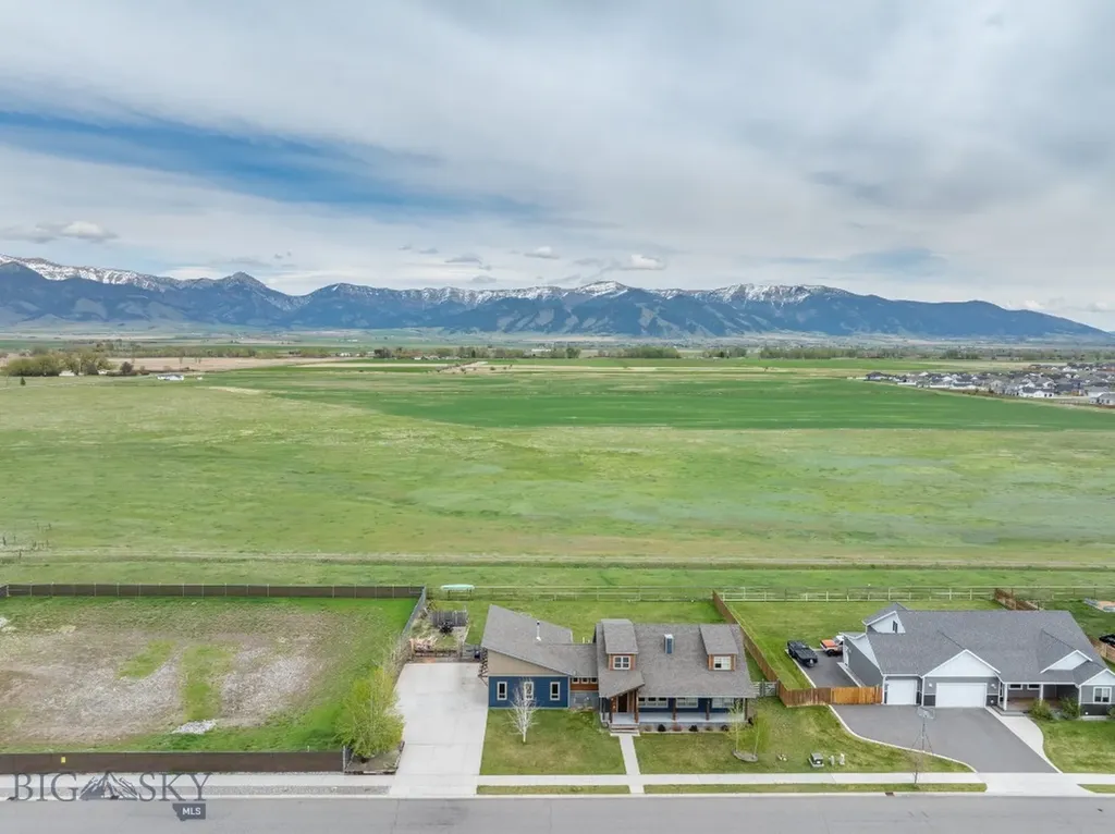 1704 Roundup Boulevard Belgrade MT 59714