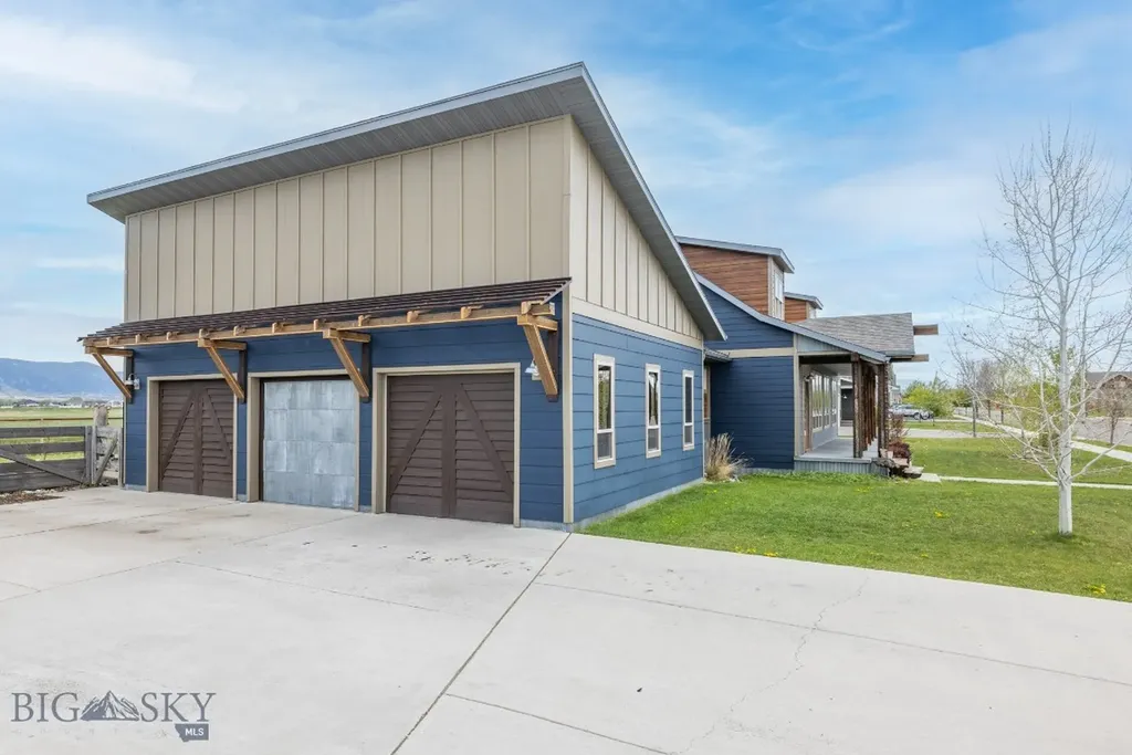 1704 Roundup Boulevard Belgrade MT 59714