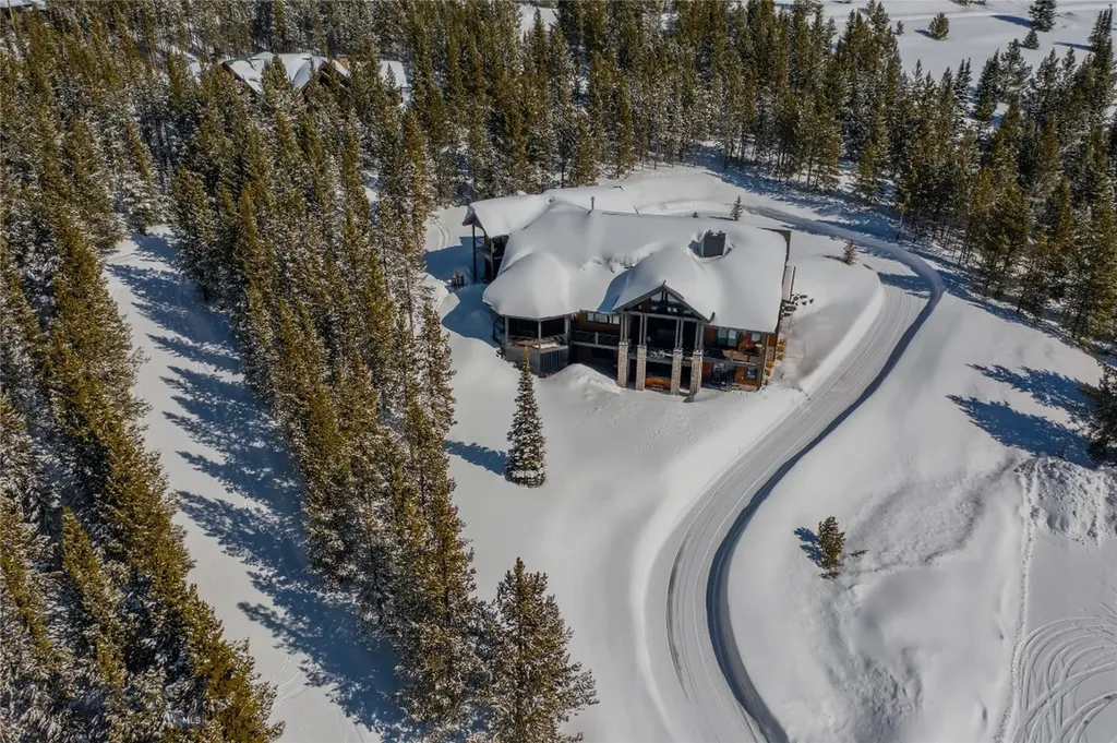 13 Little Plume Big Sky MT 59716