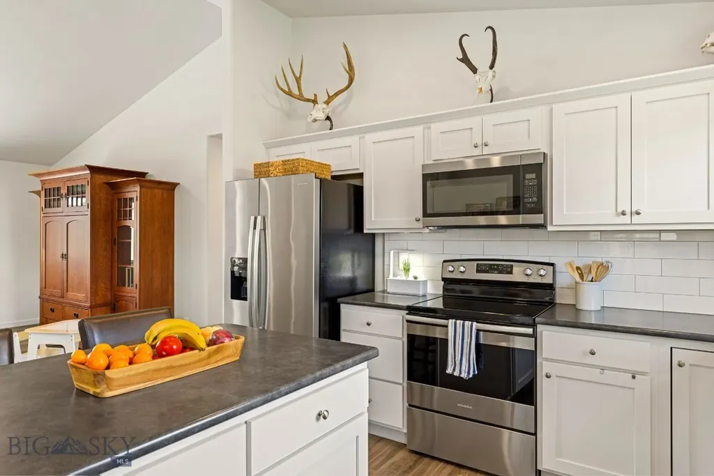 1402 Ingomar Boulevard Belgrade MT 59714