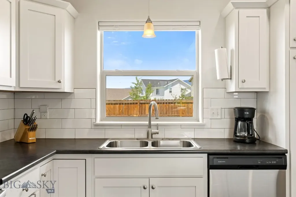 1402 Ingomar Boulevard Belgrade MT 59714