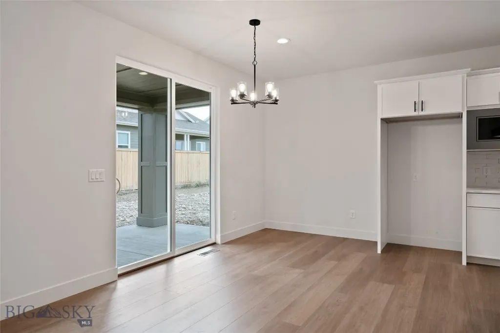 1502 Beeker Lane Belgrade MT 59714
