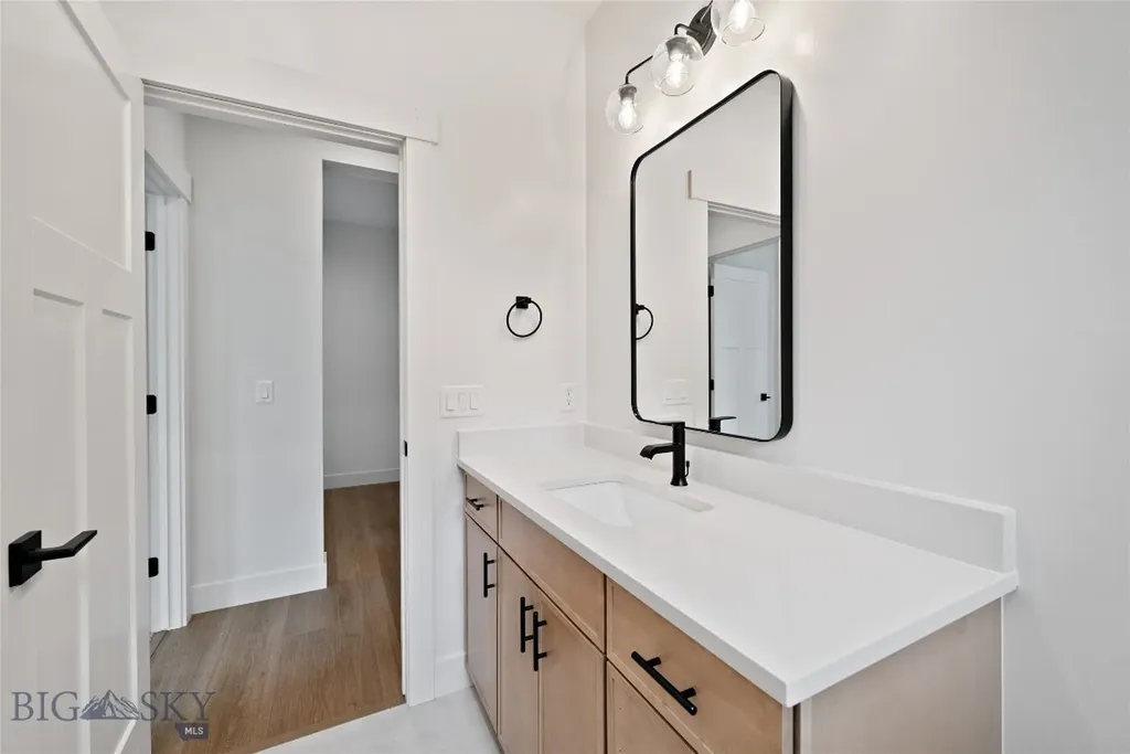 1502 Beeker Lane Belgrade MT 59714
