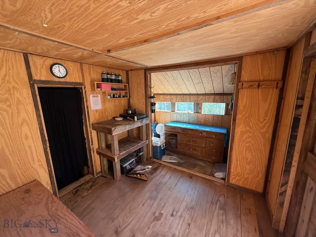 970 Lower Clear Creek Trail Anaconda MT 59711