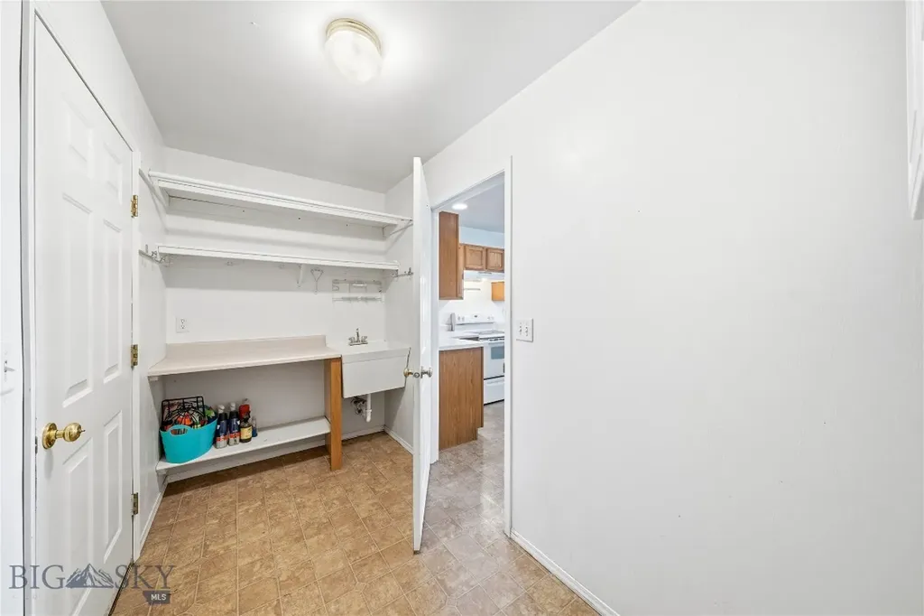 539 N River Rock Belgrade MT 59714