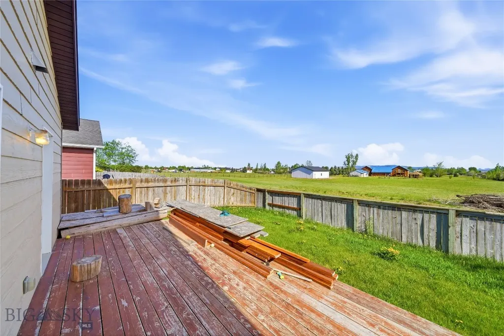 539 N River Rock Belgrade MT 59714