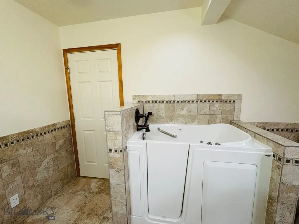 206 Aspen Loop Butte MT 59701
