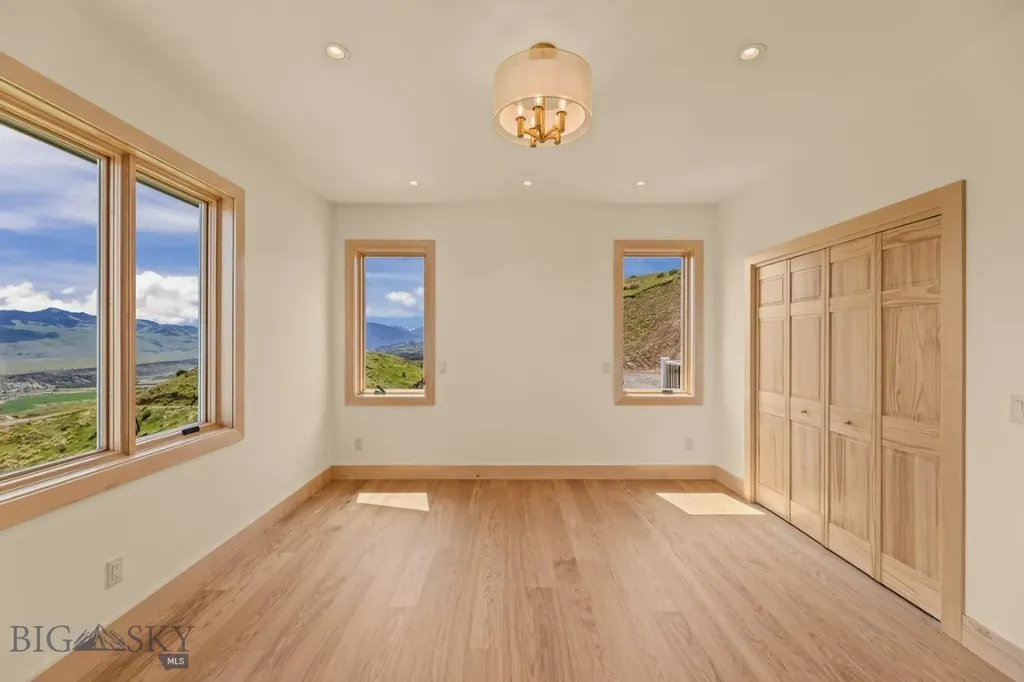 45 Polaris Way Emigrant MT 59027