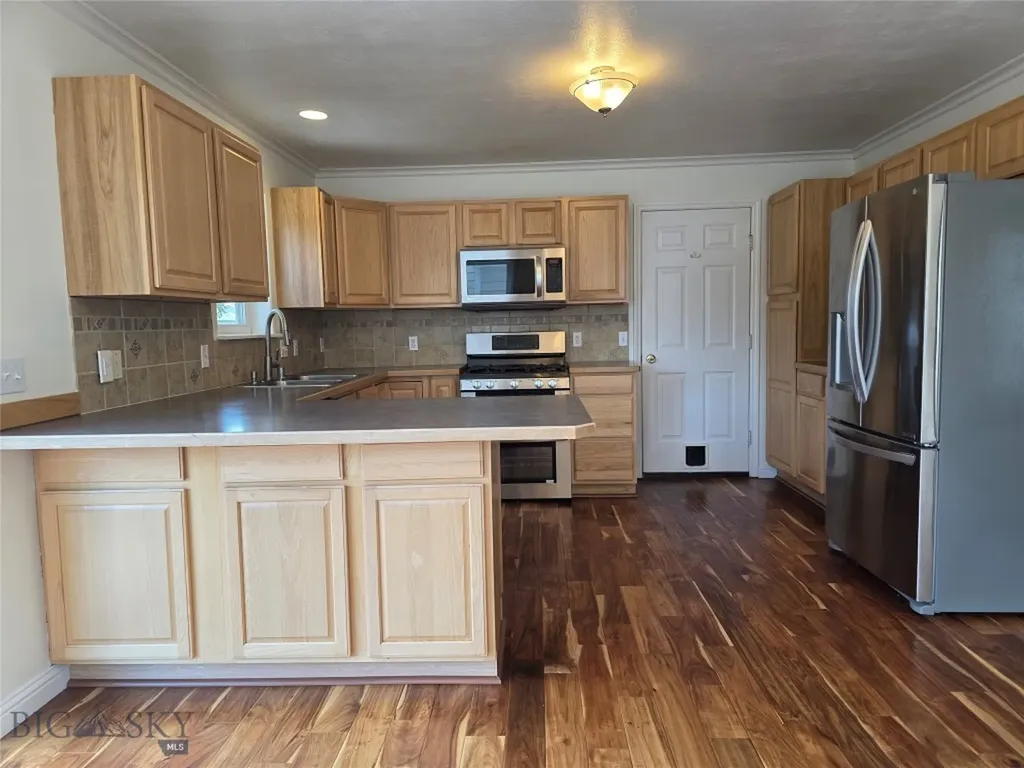 65 Meadow Brook Belgrade MT 59714