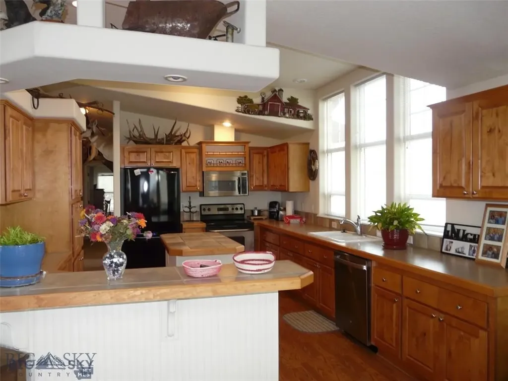 7543 Fowler Lane Bozeman MT 59718