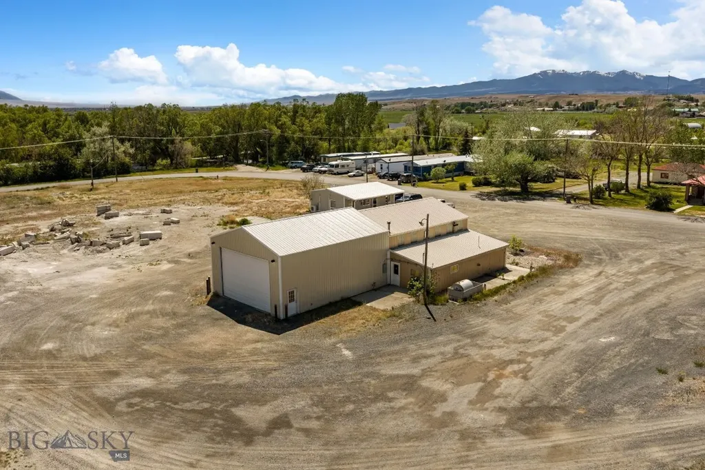 2 S Lincoln Street Whitehall MT 59759