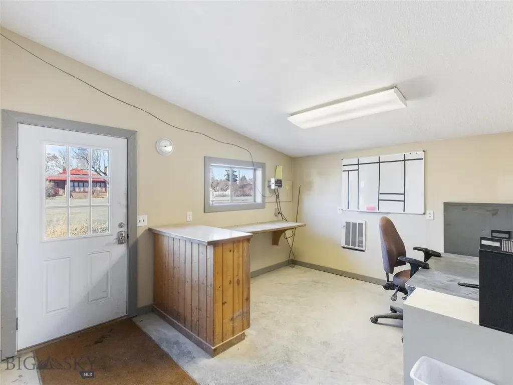 2 S Lincoln Street Whitehall MT 59759