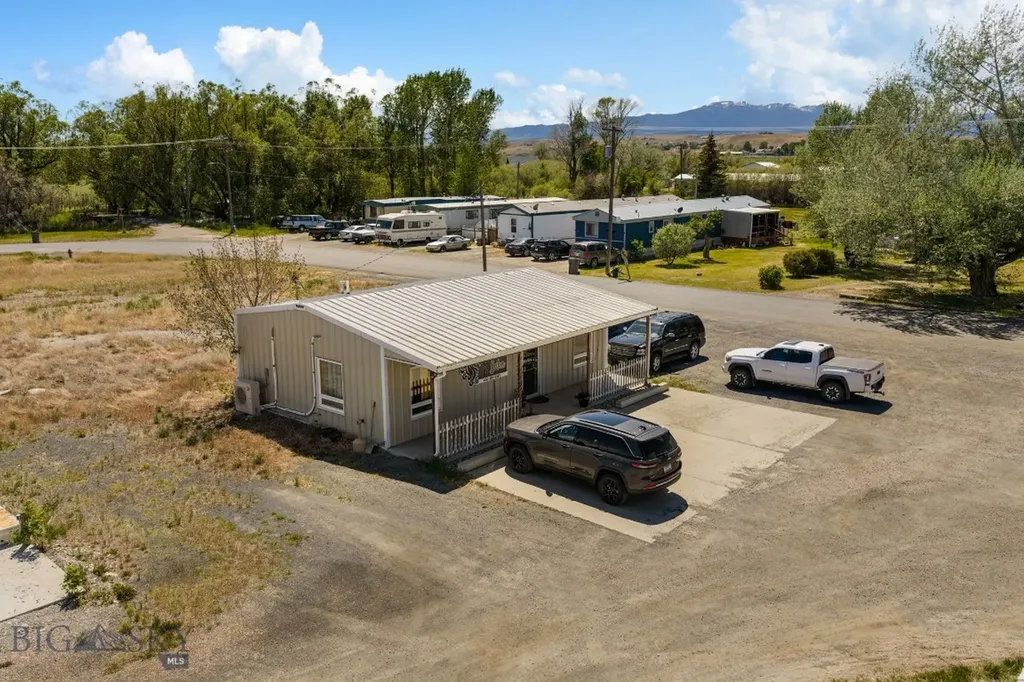 2 S Lincoln Street Whitehall MT 59759