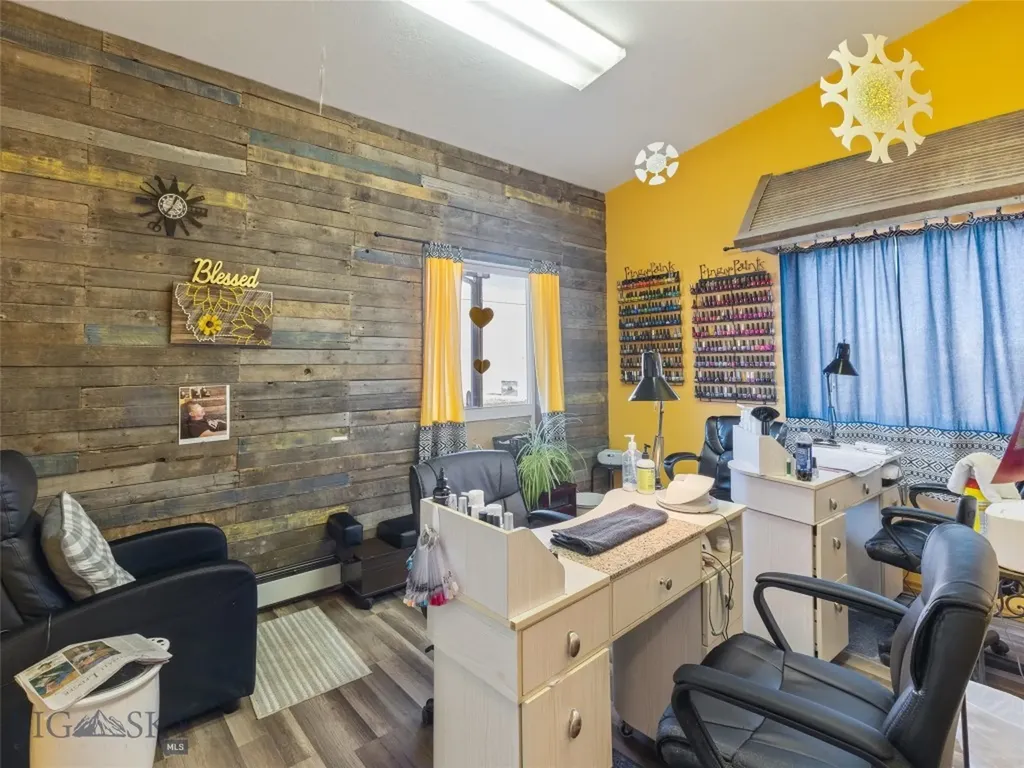 2 S Lincoln Street Whitehall MT 59759