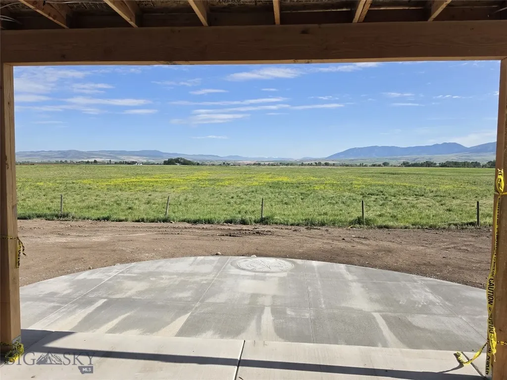 2201 Oriole Drive Belgrade MT 59714