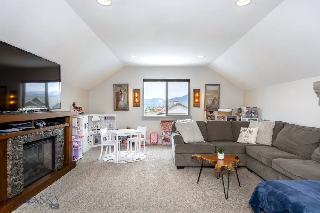 1511 Powers Boulevard Belgrade MT 59714