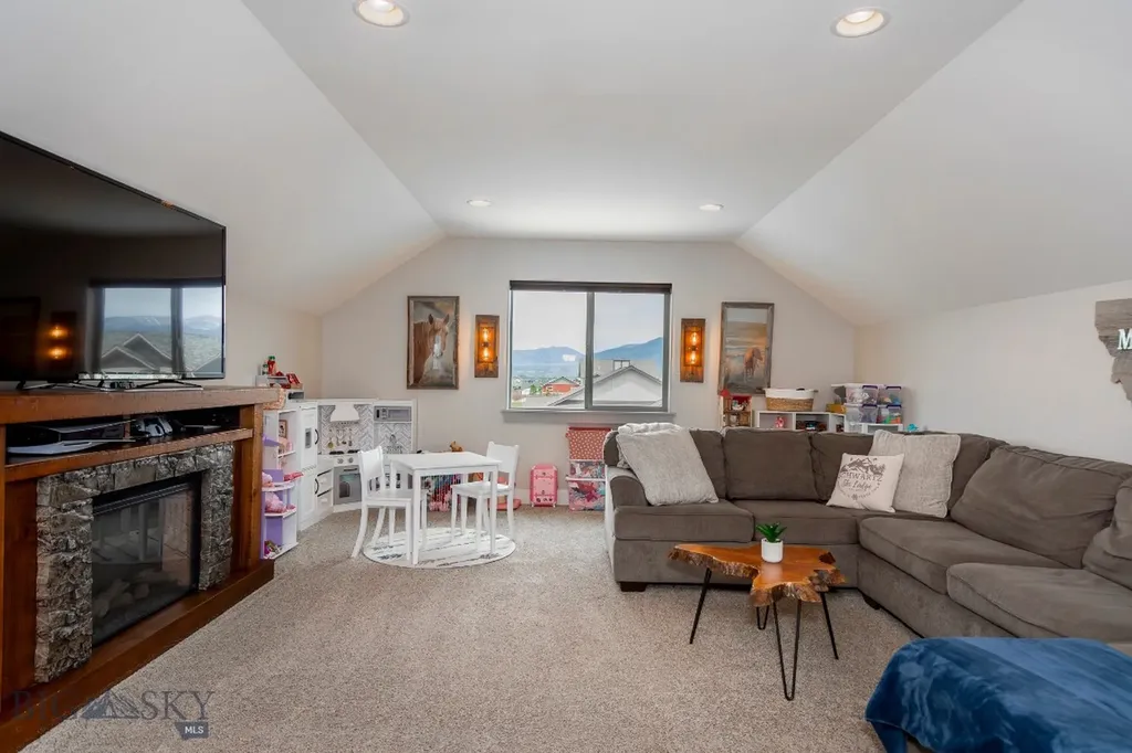 1511 Powers Boulevard Belgrade MT 59714