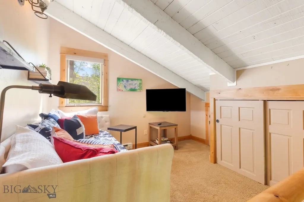 2575 Curley Bear Big Sky MT 59716