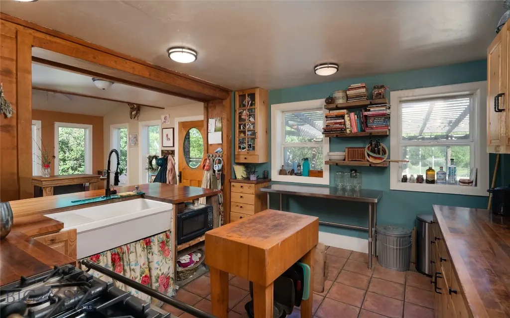 200 Pony Road Harrison MT 59735