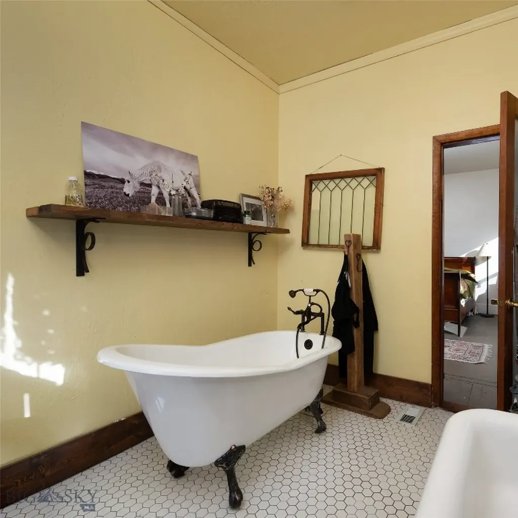 200 Pony Road Harrison MT 59735