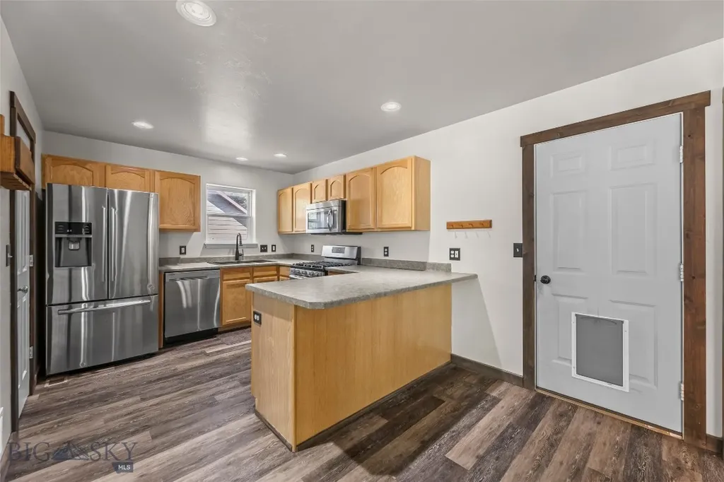 618 N River Rock Drive Belgrade MT 59714