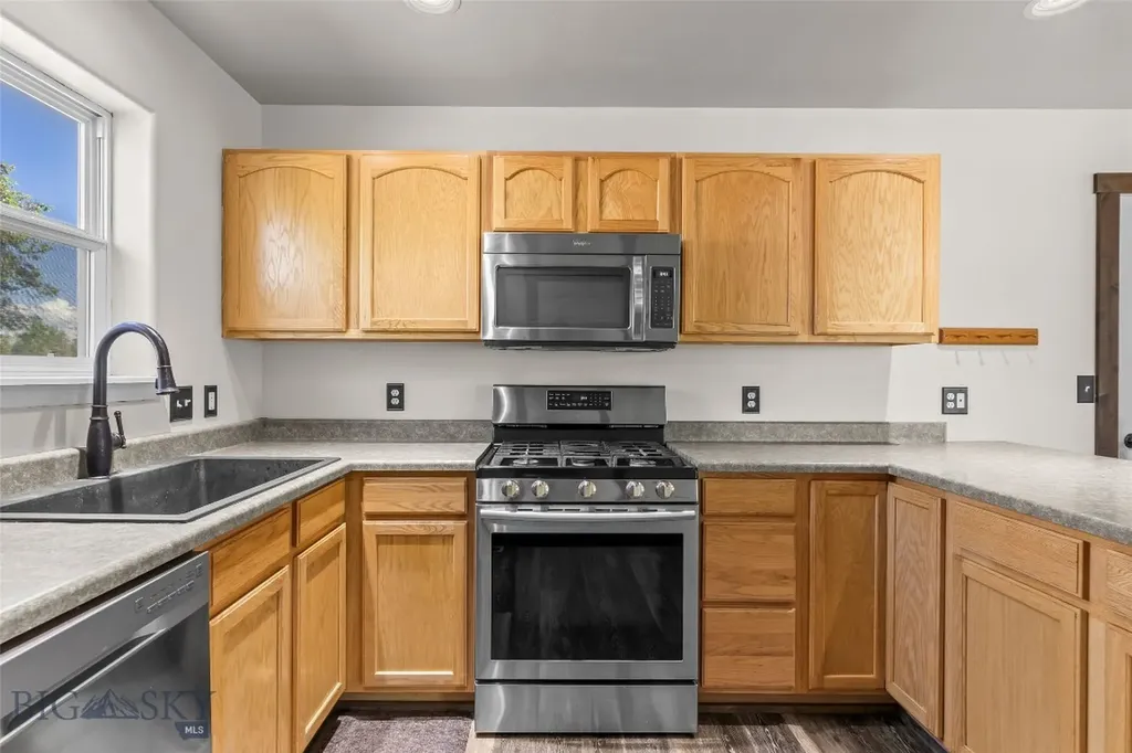 618 N River Rock Drive Belgrade MT 59714